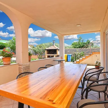2253 Apartamento