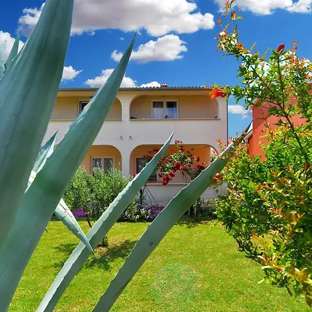 Apartamento 2253 *