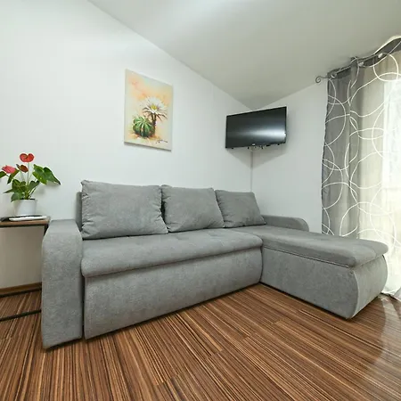 2253 Galižana