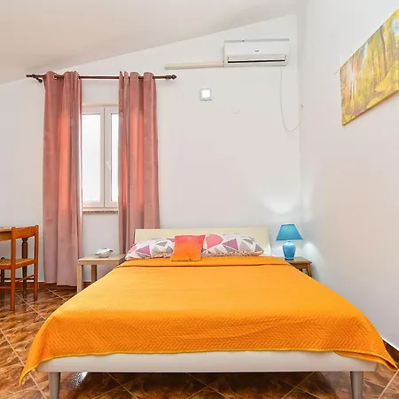 2253 Apartman
